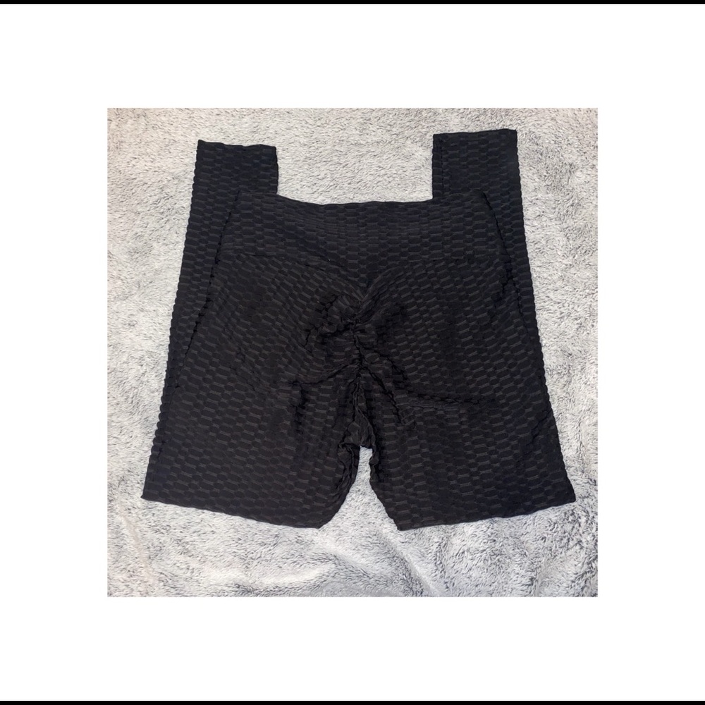 Black Leggings - butt lifting